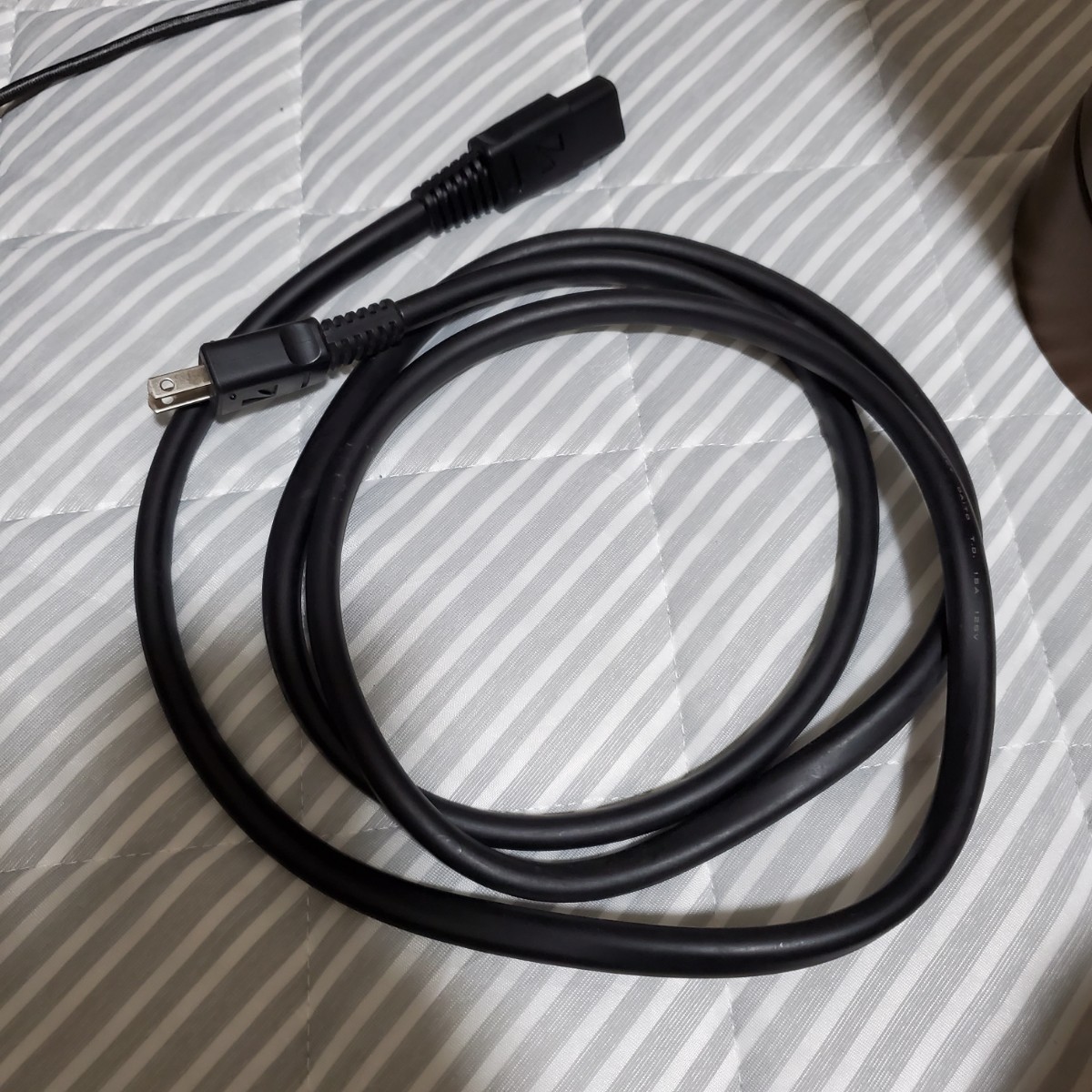 LUXMAN 電源 ケーブル JPA-10000 ラックスマン 約1.8m 管理番号1 即決