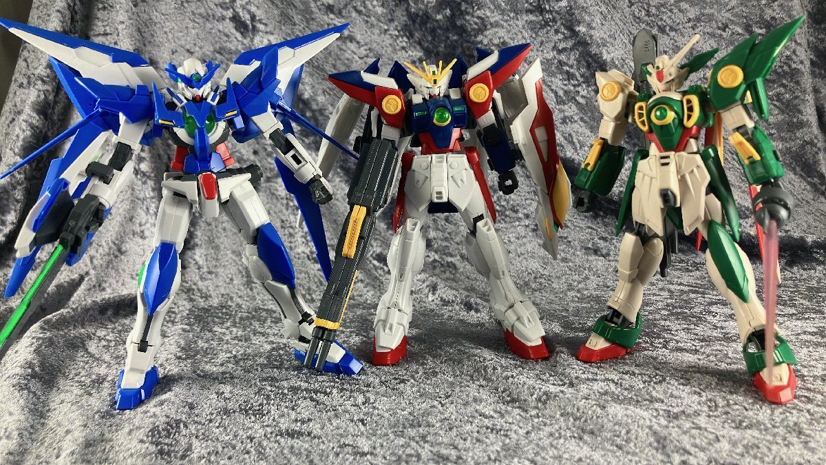 ☆HG 1/144 ウイングガンダムゼロ、ウイングガンダムフェニーチェ 