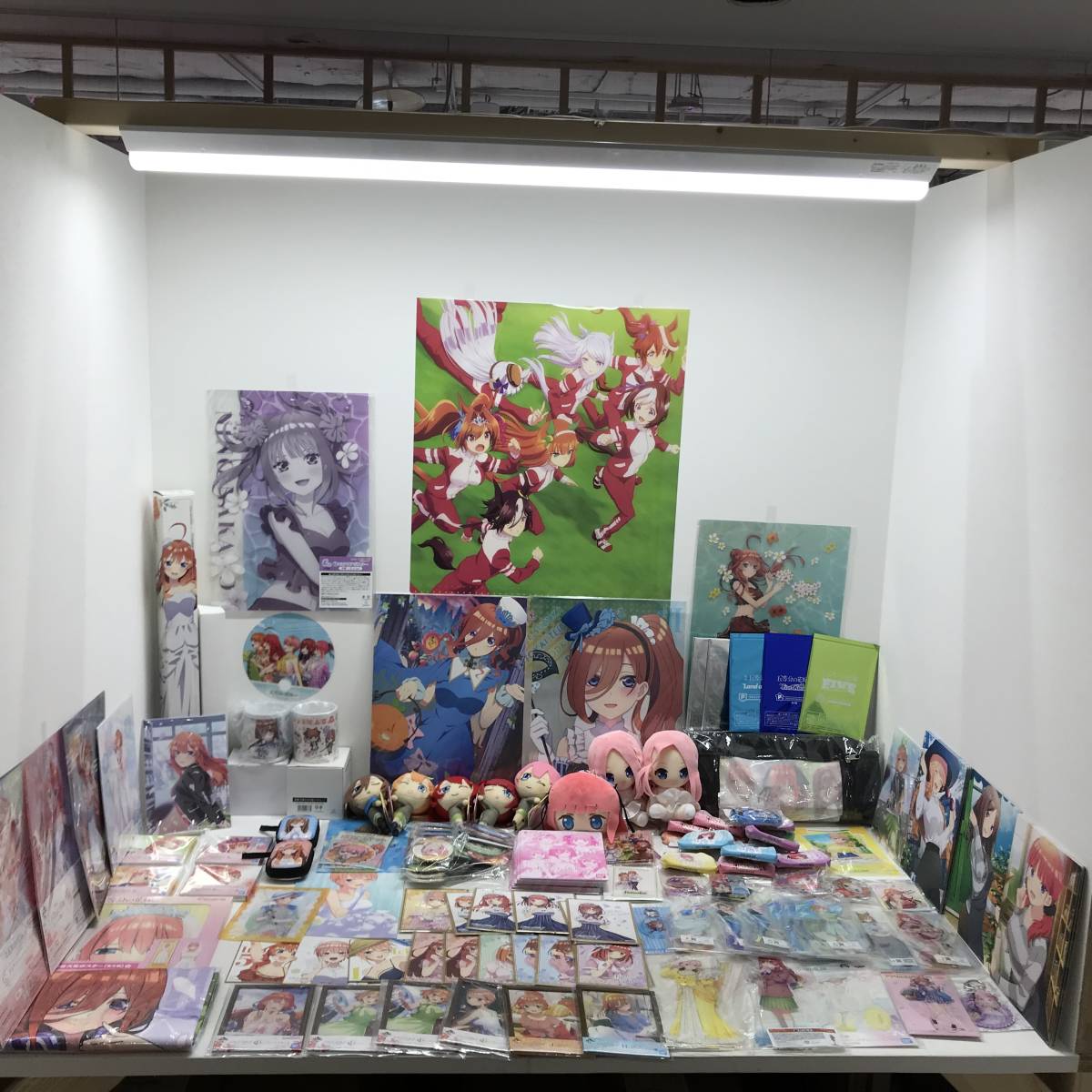 081 I) ☆1円～☆五等分の花嫁 グッズ まとめ アクリルスタンド　缶バッチ　ポスター　マグカップ　他