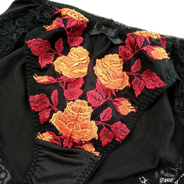 Saluteサルート★09G★PU★高級シリーズ花柄刺繍ブラジャーショーツセット 送料無料 未使用】 Wacoal ワコール Salute サルート ランジェリー