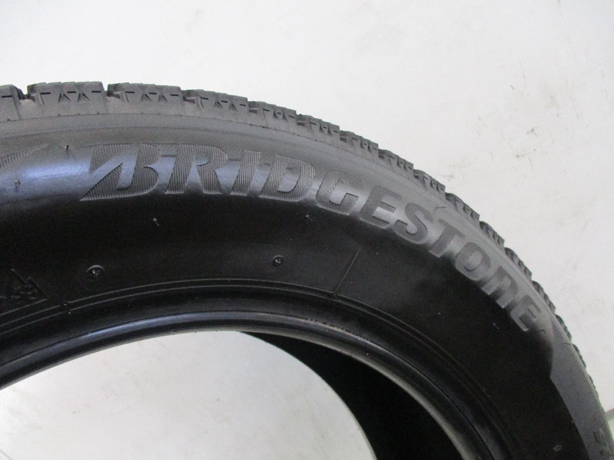 ■中古タイヤ■　185/60R15 84Q BRIDGESTONE BLIZZAK VRX2 フィット アクア スイフト等 冬タイヤ スタッドレス 激安　送料無料　B52 ブリヂストン 84Q 185&frasl;60R15 PARTNER 0 お得，正規品
