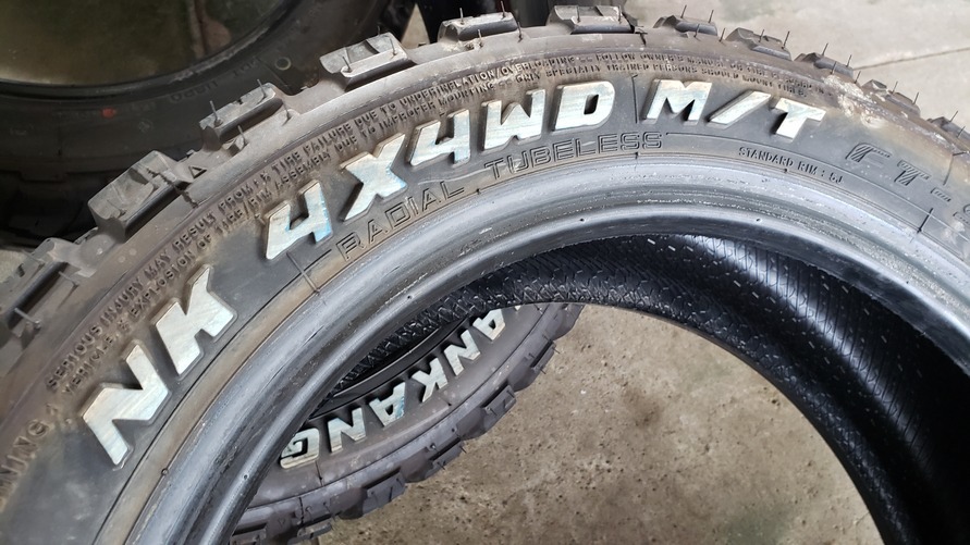 ハスラー必見☆NANKAN 4×4WD M/T 165/60R15 4本セット ホワイトレター