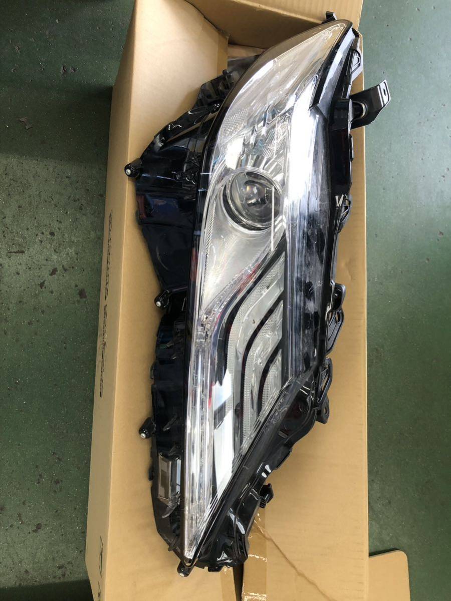 美品/破損無 カムリ AXV70 ハイブリッド ヘッドライト 右 右側 コイト 33-233 LED 打刻Y 81145-33E70 247220 カムリ ヘッドライト トヨタ 33-233 KOITO 70(ヘッドライト|ライト・ランプ 美品/破損無 カムリ AXV70 ハイブリッド ヘッドライト 右 右側 コイト 33-233 LED 打刻Y 81145-33E70 247220 カムリ ヘッドライト トヨタ 33-233 KOITO 70(ヘッドライト|ライト・ランプ