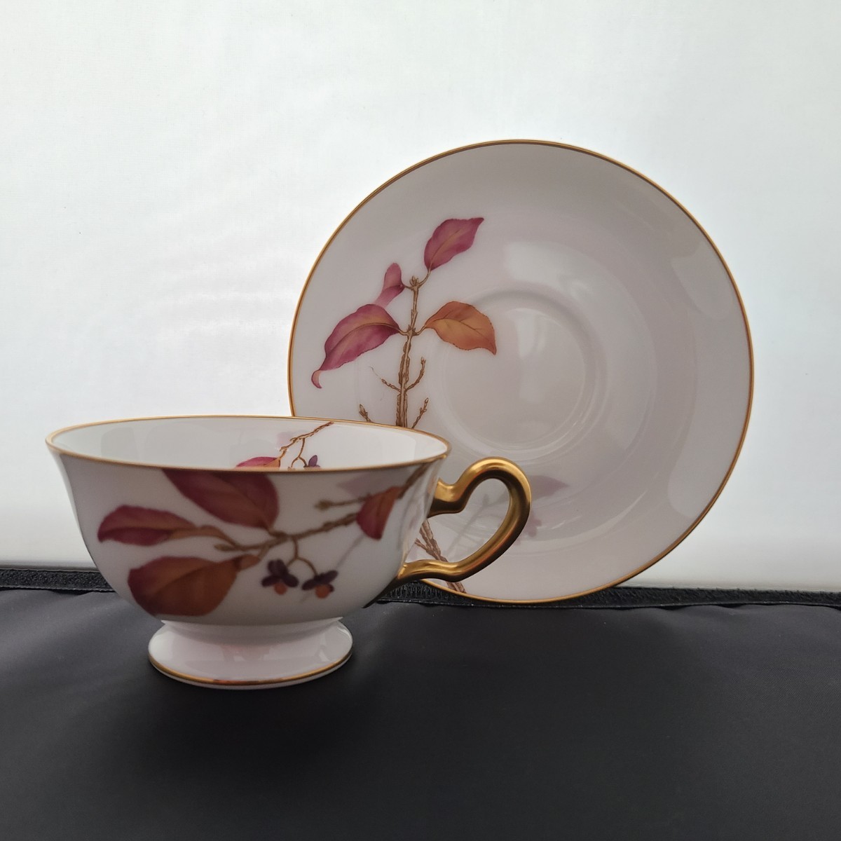 1☆ 大倉陶園 金彩 カップ&ソーサー 5客セット ティーカップ OKURA 口径