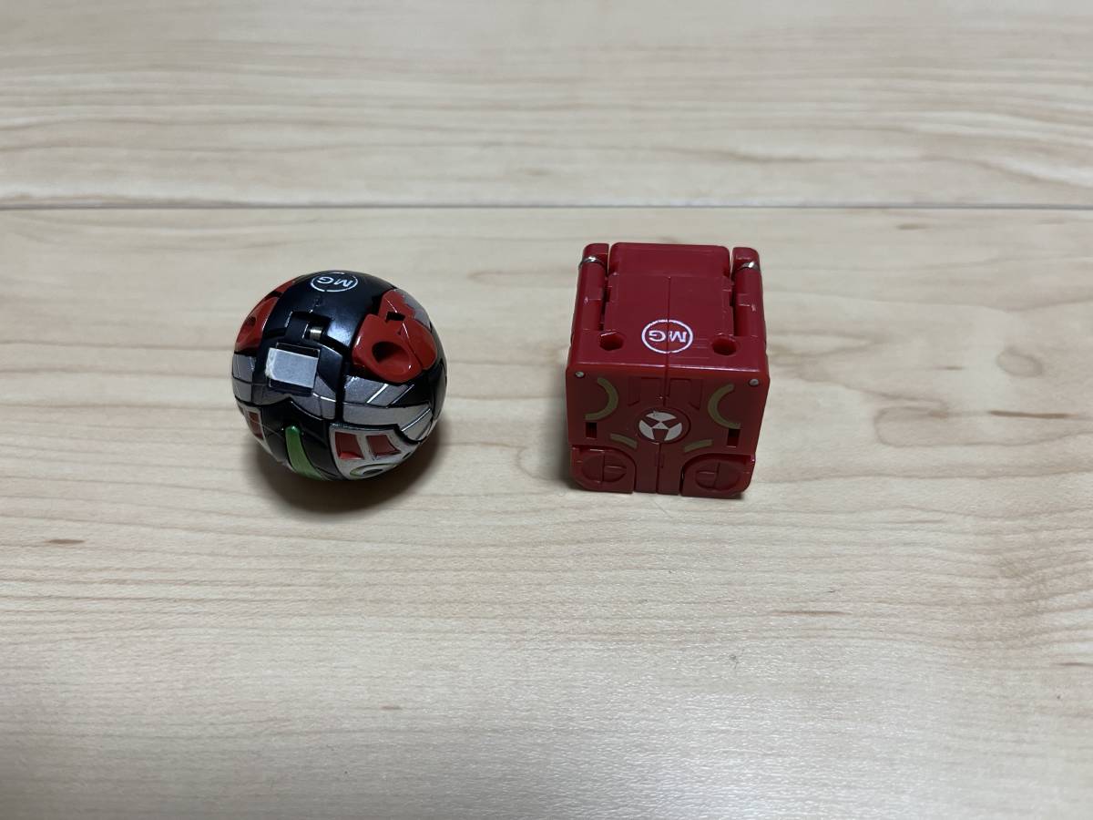 爆丸 ヘリオスmk2 ツインディストラクター bakugan(おもちゃ、ゲーム