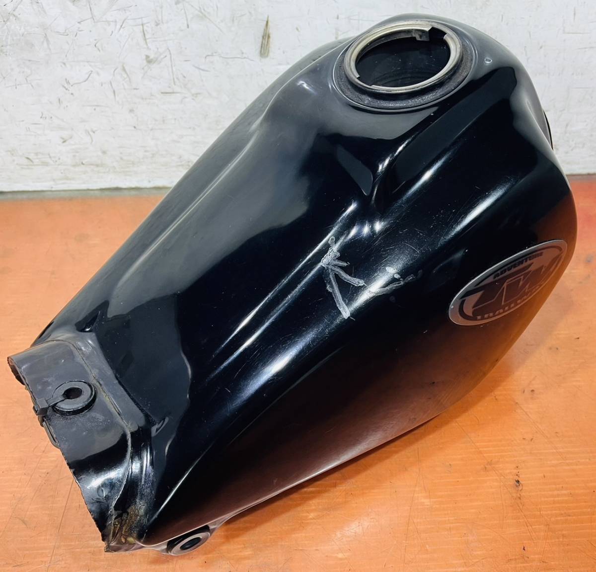 TW200 DG07J ガソリンタンク 2026年最新Yahoo!オークション 【公式通販】