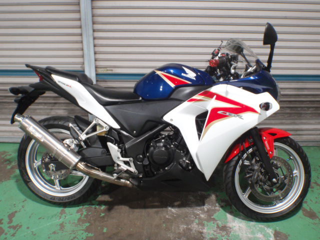  ホンダ 2011年モデル ＣＢR２５０R 綺麗な実動車 ＡＢＳ 2輪専用ＥＴＣ車載器装備 入門にいかが 長野県北部発(126cc-250cc)｜売買されたオークション情報、yahooの商品情報をアーカイブ公開 - オ 126cc-250cc