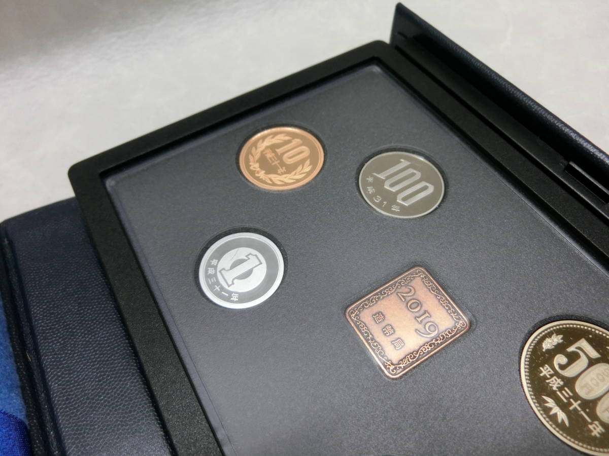 23617 平成31年 2019年 プルーフ貨幣セット 平成31年 プルーフ貨幣セット |