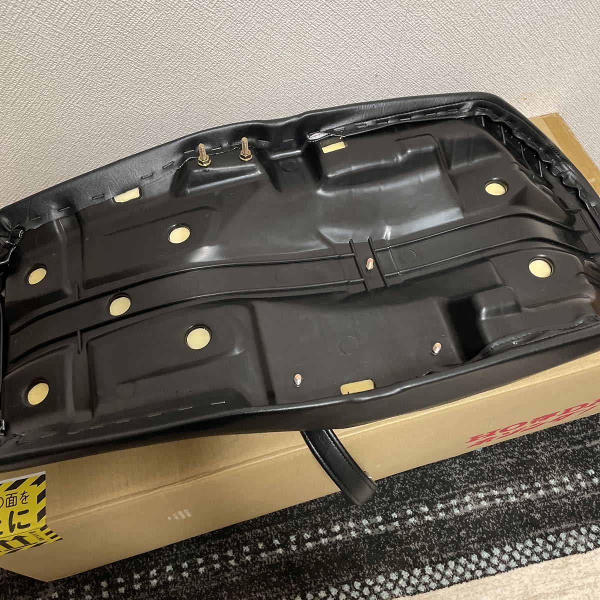 CBX400F復刻アンコ抜きシートCOMP ⁄ パステルロードオフィシャルサイト