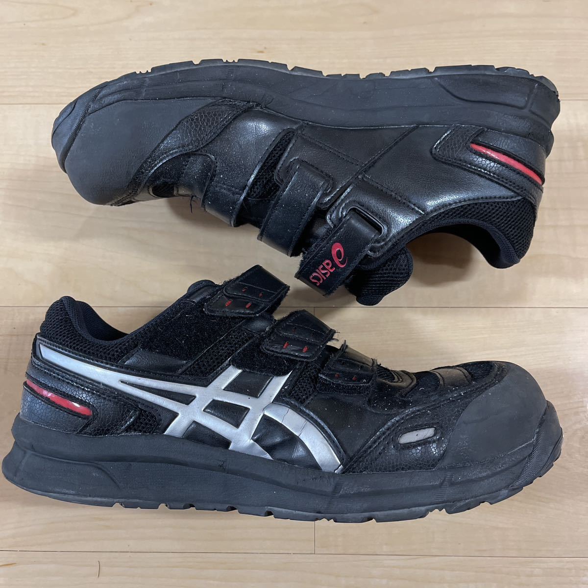 中古 アシックス 安全靴 ウィンジョブ CP102 ブラックシルバー26.0cm