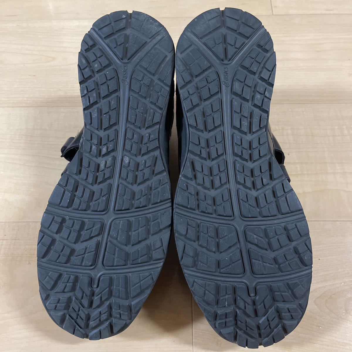 中古 アシックス 安全靴 ウィンジョブ CP102 ブラックシルバー26.0cm