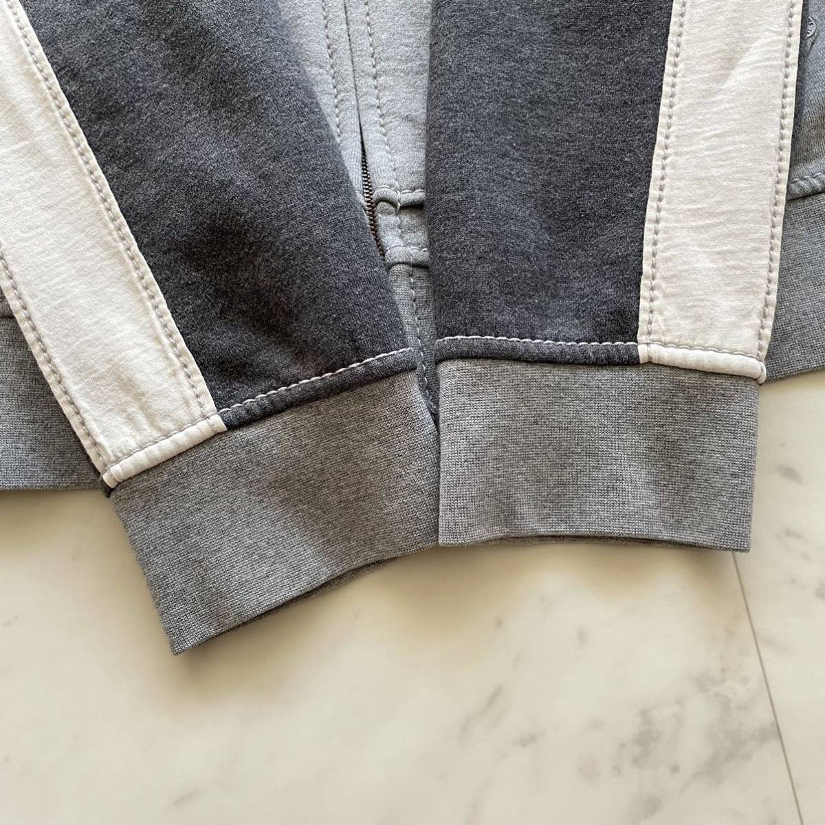ARMANI ジーンズ アルマーニ JEANS Armani ARMANI（デニム⁄ジーンズ）のフリマ デニム 中古・古着通販ARMANI 大きいサイズの通販 ショップファッション - | JP (アルマーニジーンズ) Collection レザー
