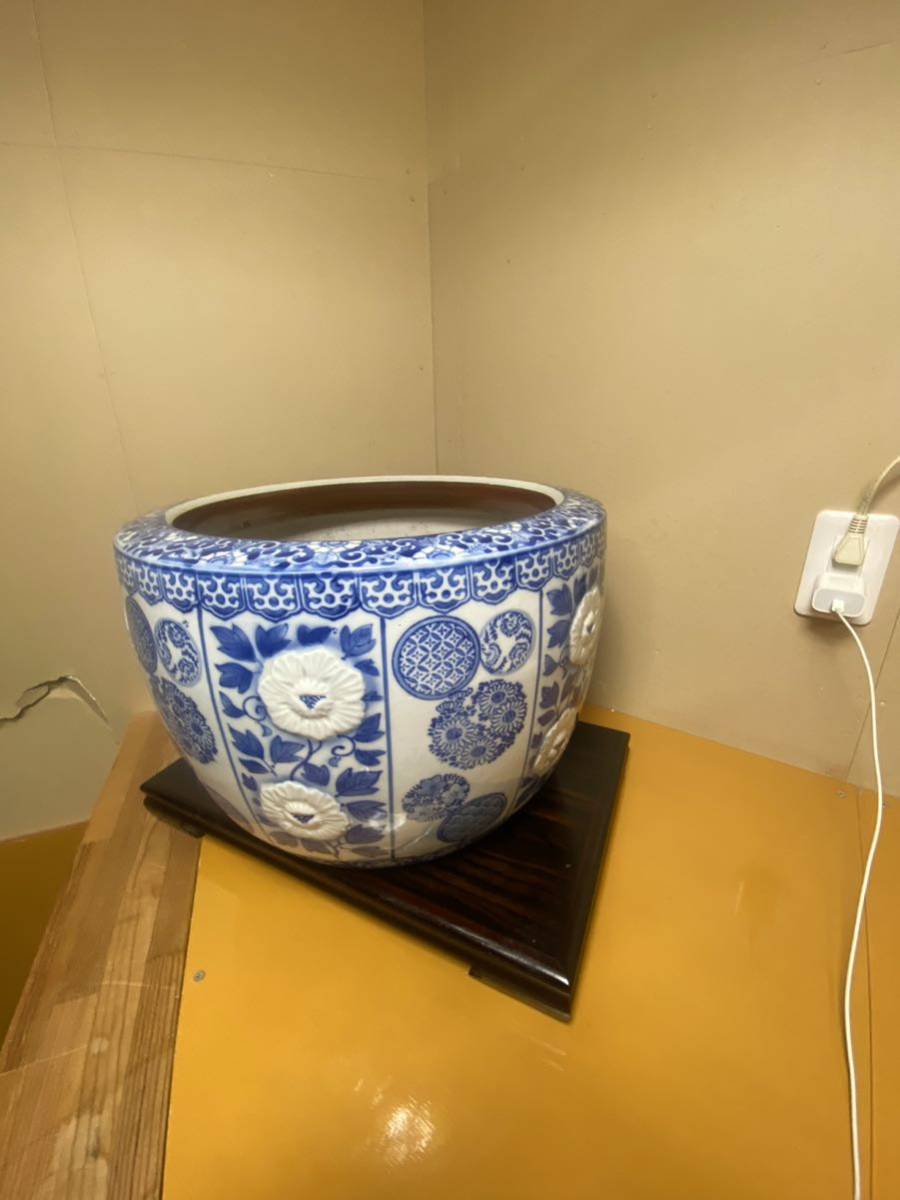 骨董 火鉢 大型 染付 睡蓮鉢 金魚 メダカ テーブル 鉢カバー 古民具 大型