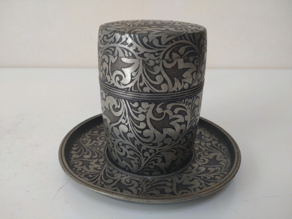 金属工芸 薩摩 星山堂製 錫 花器 薩摩錫器 茶筒(白吹雪加工・黒吹雪加工)《メディア 選べる種類＞薩摩錫