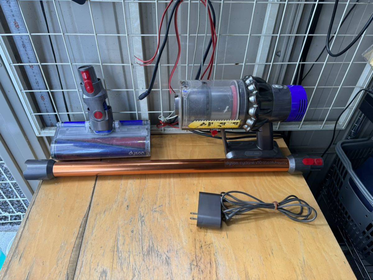 SV12 Dyson ダイソン ジャンク品 コードレス dyson ジャンク SV12 