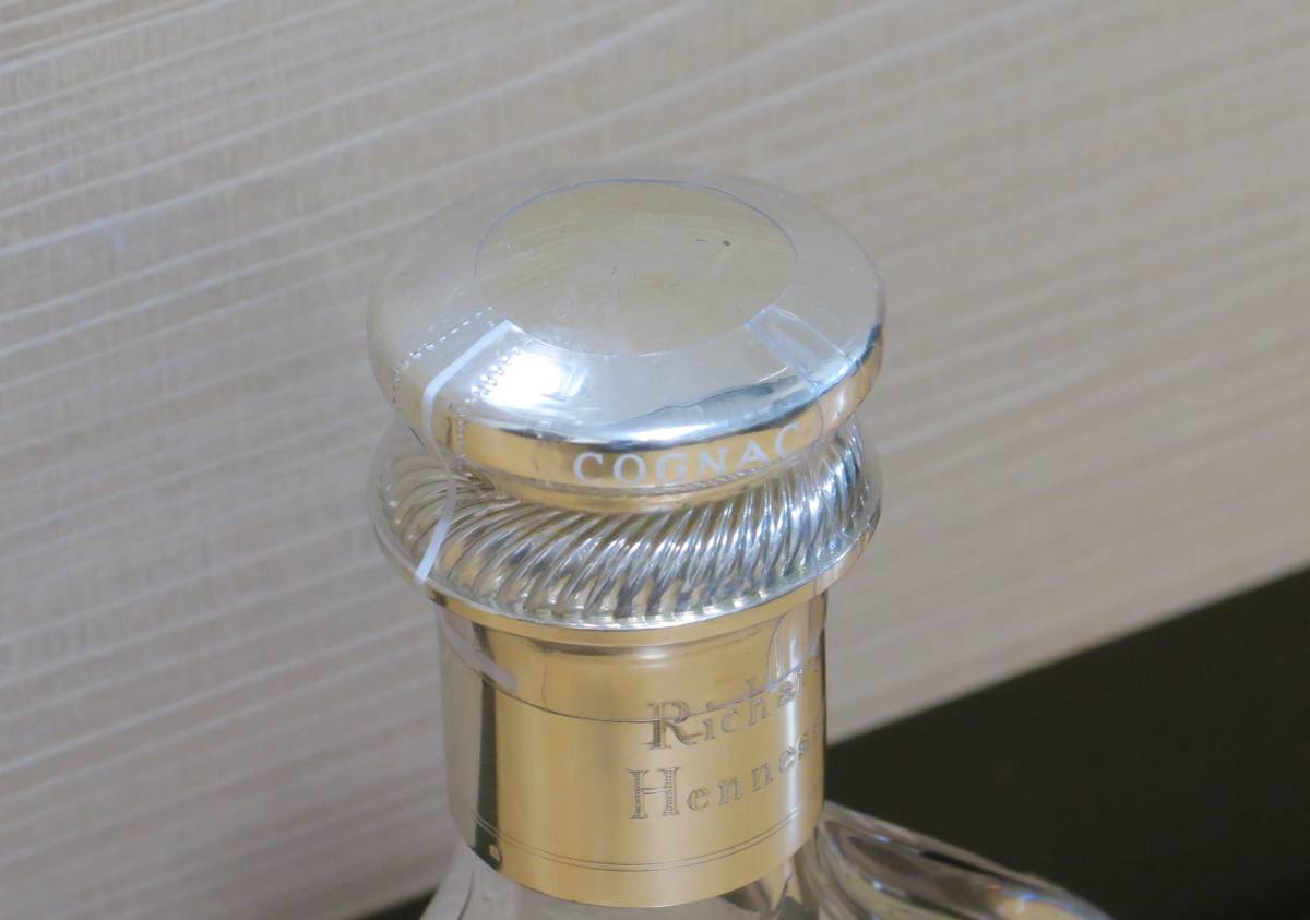 ヘネシー リシャール 700ml Richard Hennessy バカラ コニャック 未開 