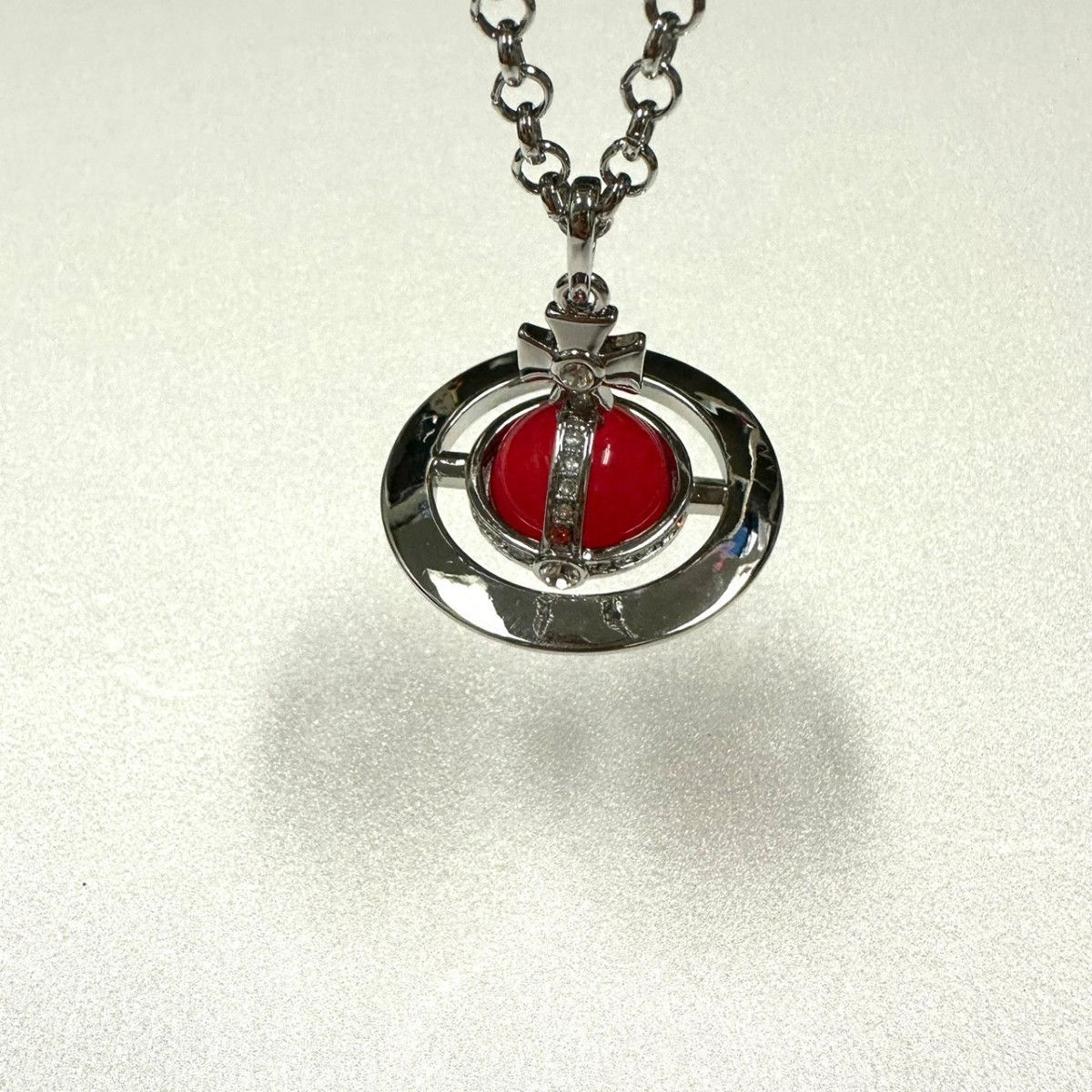 Vivienne Westwood ヴィヴィアンウエストウッド オーブ ネックレス 