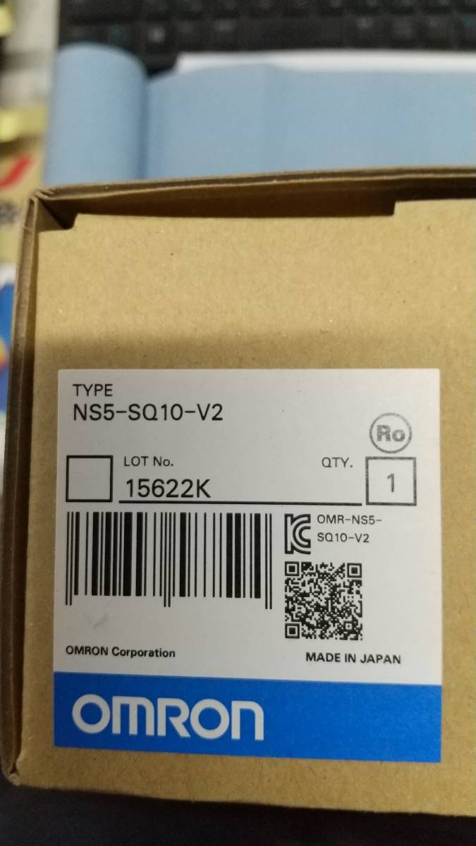 オムロン　タッチパネル　NS5-SQ10-V2