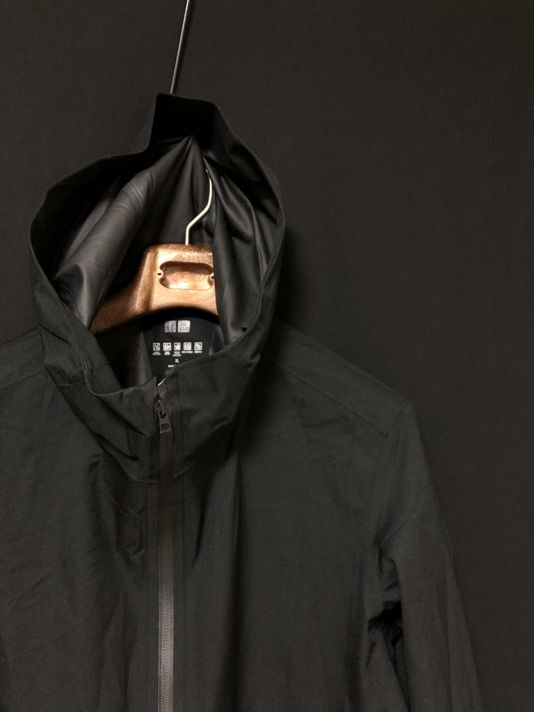 ◆UNIQLO ユニクロ 撥水透湿防風 ブロックテックパーカ XL　ブラック