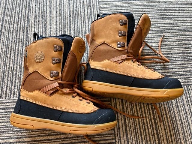 スノーボード DEELUXE FOOTLOOSE hunt 27cm | DEELUXE ディー