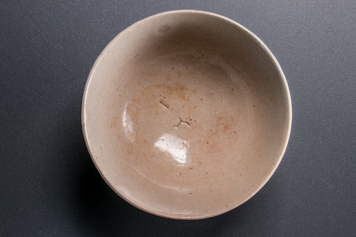 中国美術】 染付草花文茶碗 明時代 箱付 D306 古美術 骨董 古玩