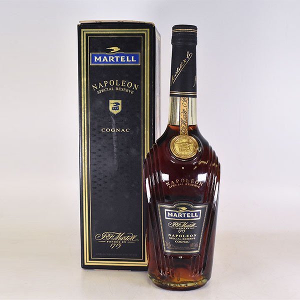 マーテル ナポレオン スペシャルリザーブ コニャック 700ml 40% 箱付き ☆マーテル ナポレオン スペシャル リザーブ グリーンボトル ＊箱付