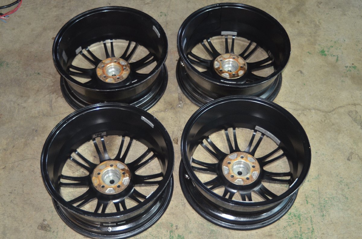トラフィックスター ホイール 17インチ 7J+50 100x5H ハブ径 64mm 4本 