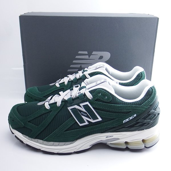 楽天ガールズ コレクターズカード 超レアキスマーク付 Yun Xi 背番号07