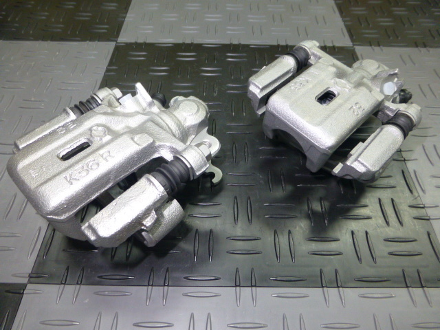 ★新品ピストン★シルビアS15スペックＲ純正 リア ブレーキ キャリパー左右 リヤ ブレーキ キャリパー [検索:180SX S13 S14 ナックル ハブ]