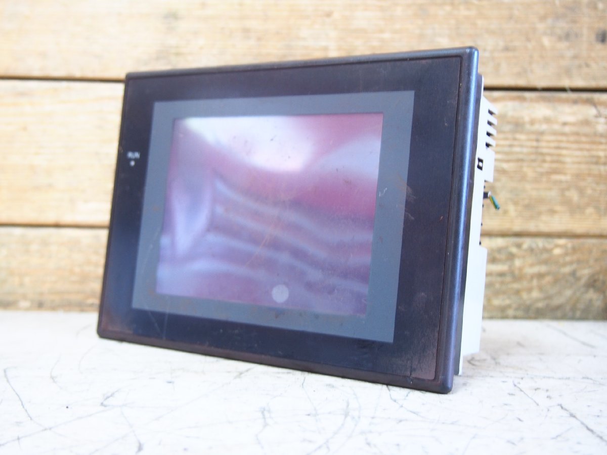 ☆【2W1031-11】 OMRON オムロン プログラマブルターミナル タッチパネル NS5-MQ10B-V2 ジャンク