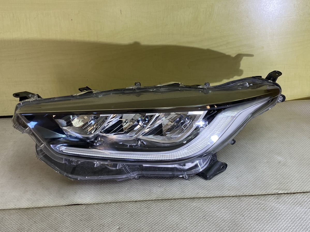 KSP210 ヤリス 左ヘッドライト Koito K0-3 LED#3777 ヤリス KOITO K0-3