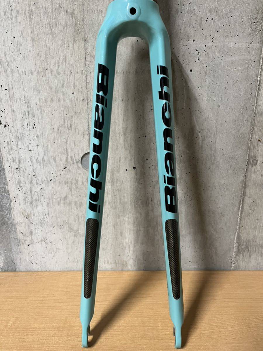 Bianchi Intenso 105 ビアンキ インテンソ リムブレーキ　フルカーボン フォーク 1-1/8 下1-1/2 Tapered コラム長260mm 700c QR 100mm