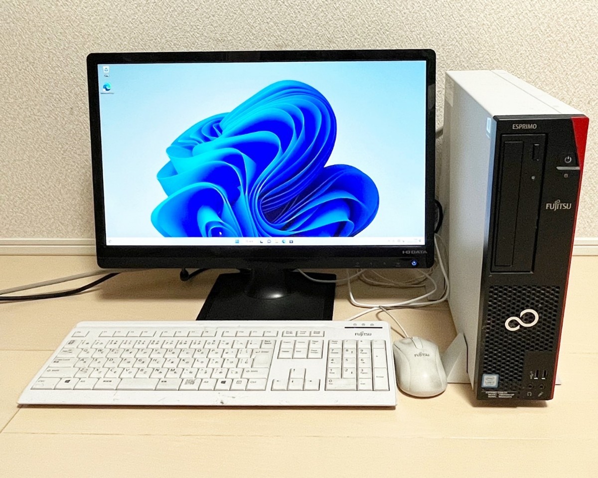 Fujitsu ESPRIMO D586/MX(Intel Core i5 6500 3.2GHz/8GB/SATA 500GB