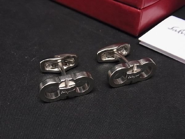 1円 Salvatore Ferragamo フェラガモ ダブルガンチーニ カフス カフリンクス アクセサリー メンズ シルバー系 AQ9357(服飾小物)｜売買されたオークション情報、yahooの商品情報をアーカイブ公開 - オ 服飾小物