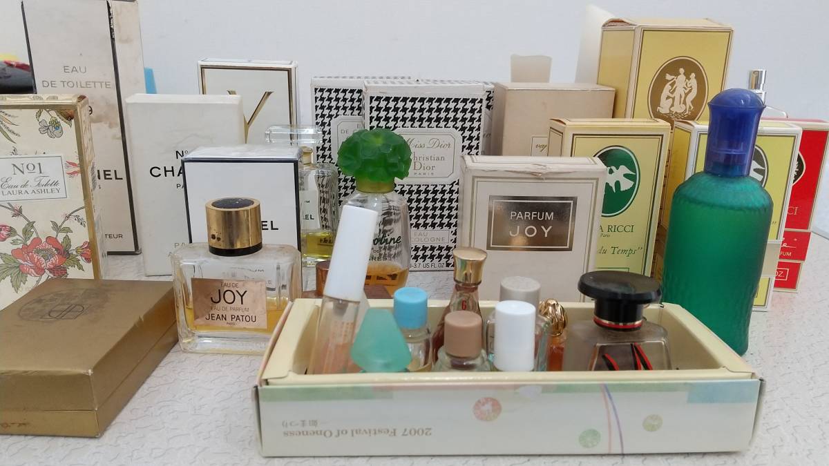 香水　残量多め　おまとめ　未開封あり　シャネル　ディオール　ジャンパトゥ　ニナリッチ　など