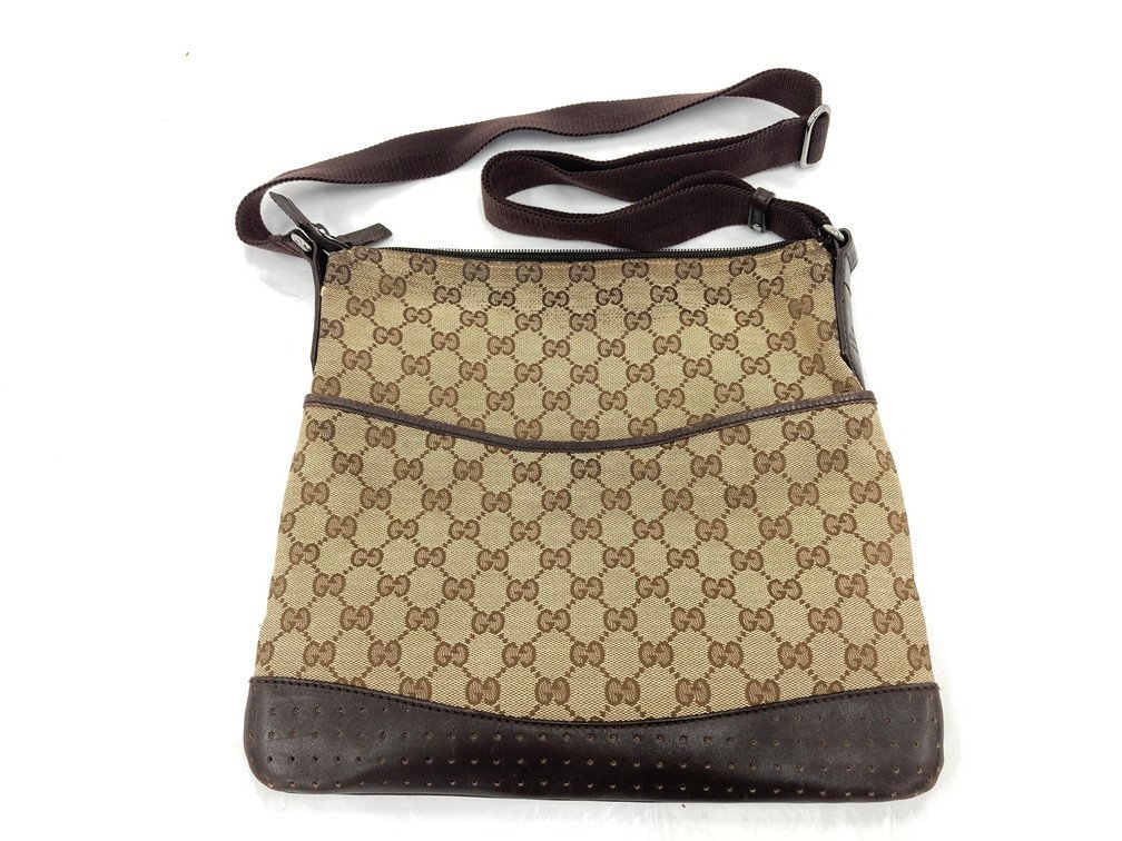 グッチ GUCCI パスケース 388684 ボウイ，GGプラス・GGスプリーム PVC