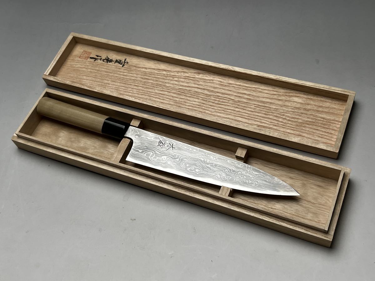 名工重房　鍛地和牛刀210mm 紙箱　包丁 名工重房 鍛地和牛刀210mm 紙箱 包丁 名工重房鍛地和