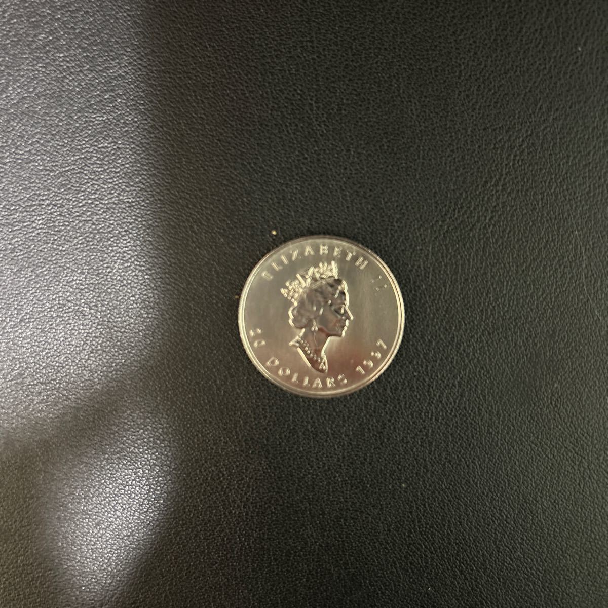 メイプルリーフ純プラチナコイン 田中貴金属工業株式会社｜プラチナ メイプルリーフコイン