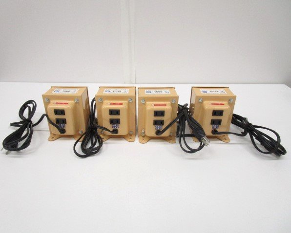 [即日発送]日章工業 NISSYO INDUSTRY 変圧器 NDF-1500U 4個 AC110V~AC127V→AC100V 1500W 海外 ダウントランス 日本国内使用不可 331