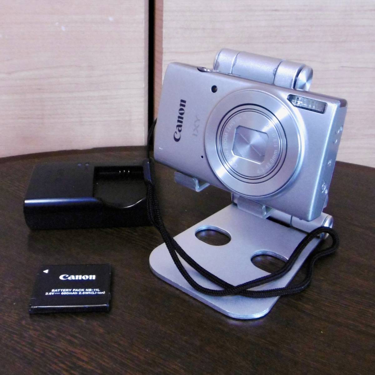 □キャノン・コンデジ・CANON IXY 210（シルバー）F□ カメラ、光学
