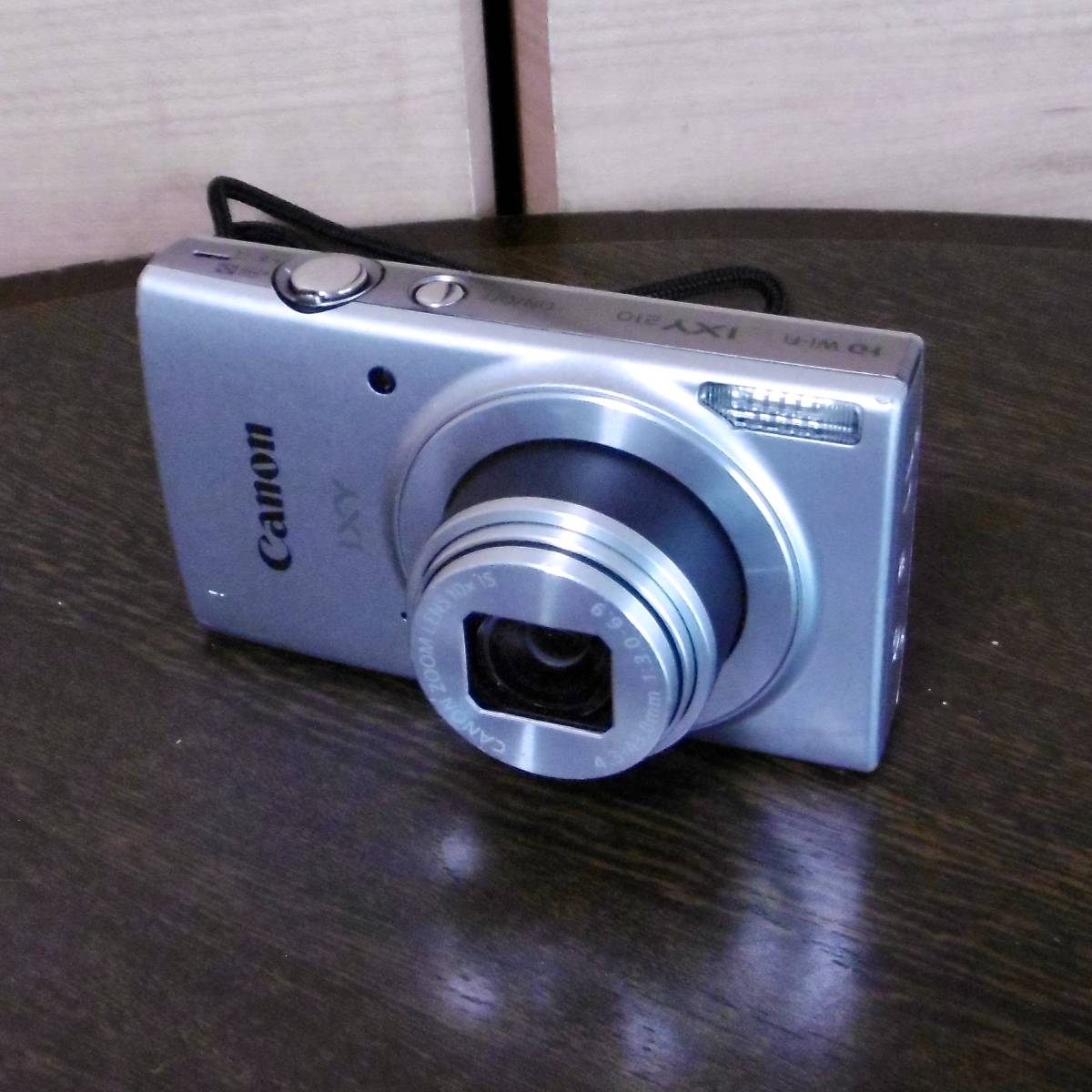 □キャノン・コンデジ・CANON IXY 210（シルバー）F□ カメラ、光学
