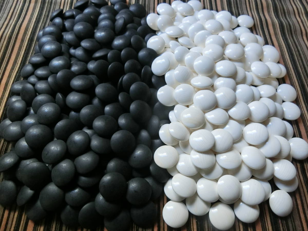 囲碁　碁石　蛤　蛤碁石　 本蛤 那智黒　白×181 黒×181 34号 囲碁 碁石 蛤 蛤碁石 本蛤 那智黒 白×181 黒×181 34