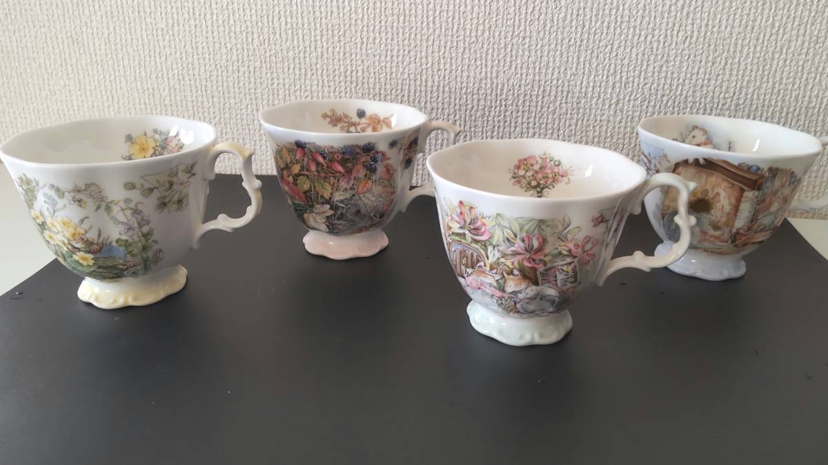 Royal Doulton Brambly Hedge 春夏秋冬飾り皿4枚セット