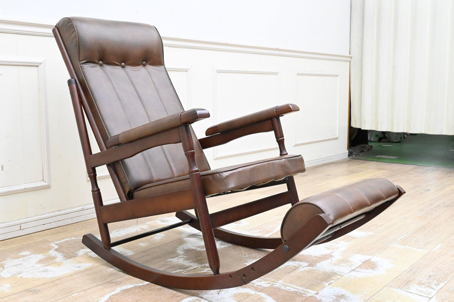 NK07 レトロ 古い ロッキングチェア アームチェア ゆらゆら椅子 場所を