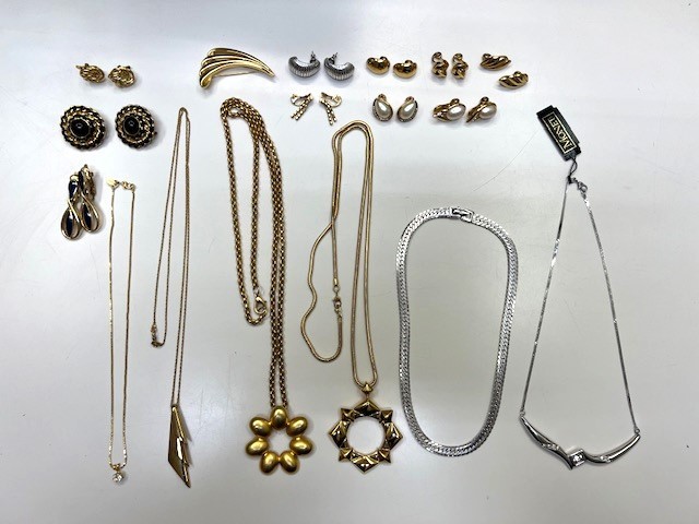 MONET/モネ・トリファリ ネックレス・イヤリング/ピアス・ブローチ等 まとめて17個