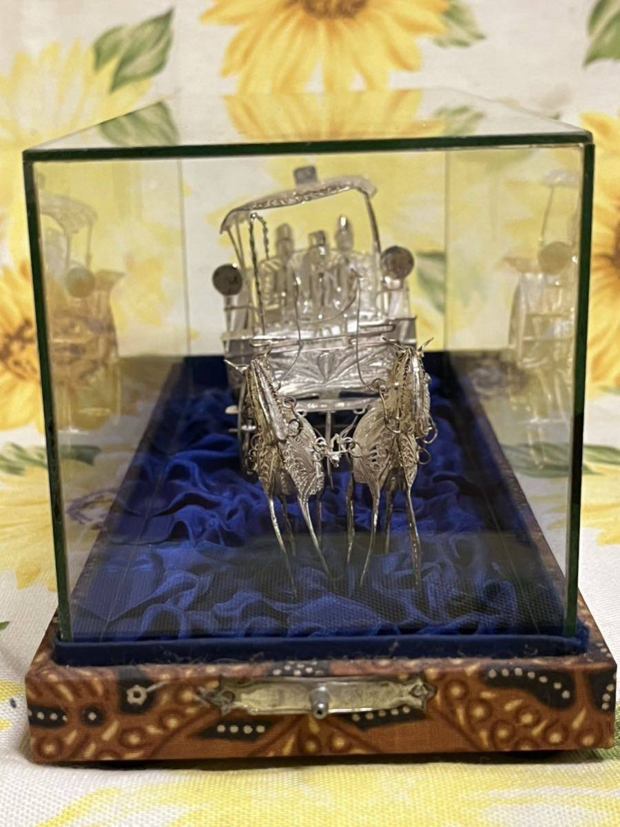 銀製 銀細工 馬車 置物 銀製の馬車 銀細工 925銀 ケース入り 大きな写真