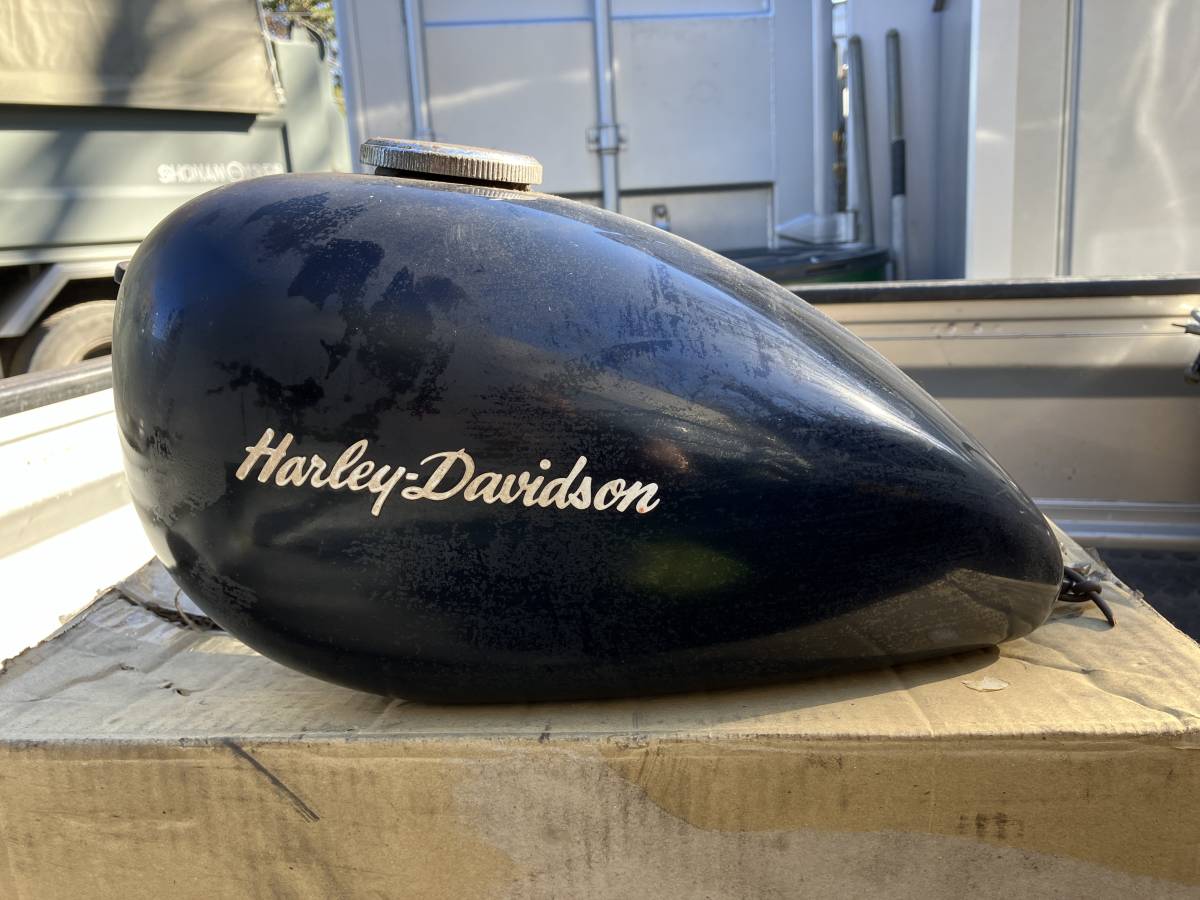 ハーレー スポーツスタータンク ナックルについてたタンク スポタン