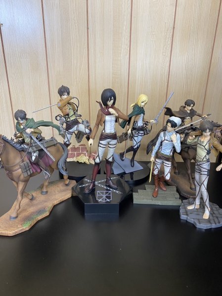 進撃の巨人　フィギュア　7体セット