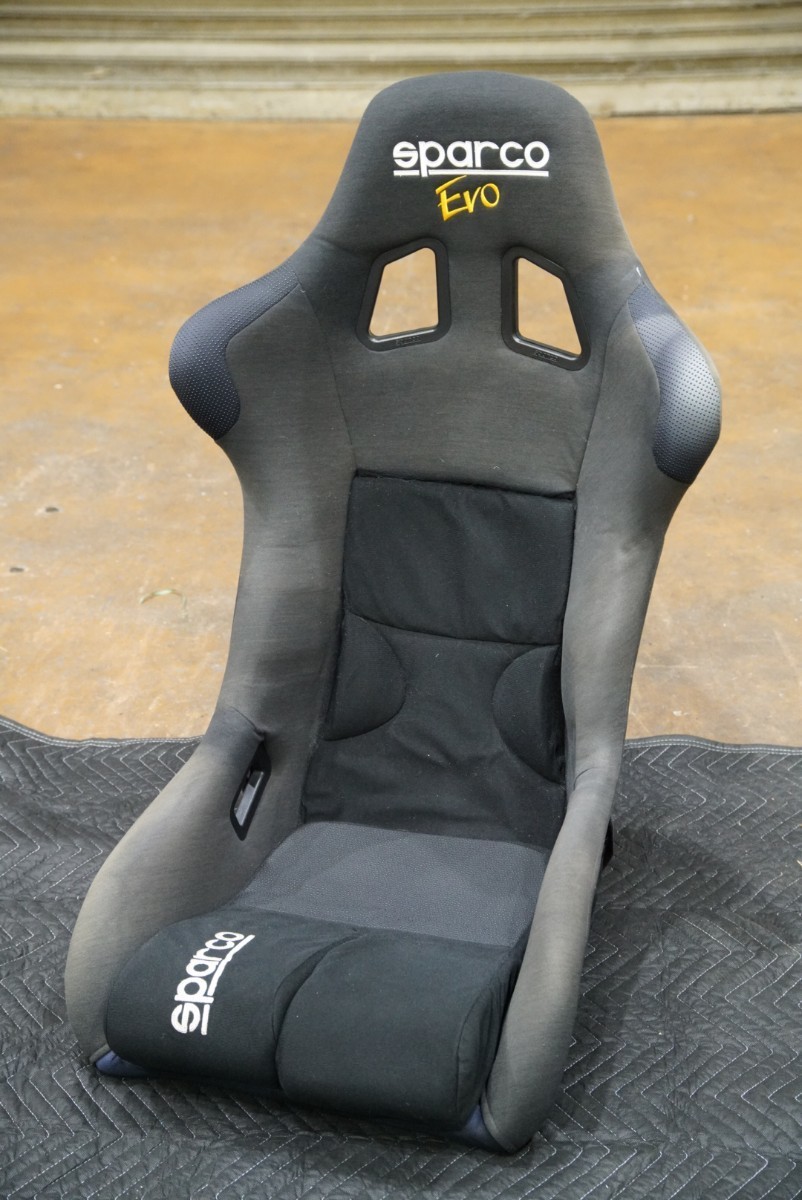 スパルコ　エボ　フルバケットシート　SPARCO　EVO EVO スパルコ フルバケットシート SPARCO（スパルコ）日本オフィシャルサイト （スパルコ スパルコ専門店アウティスタ
