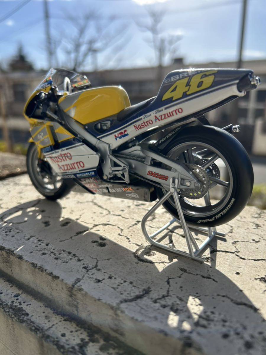NSR500 ホンダ 1⁄12 ナストロアズーロ タミヤ - ロッシ フィギュア